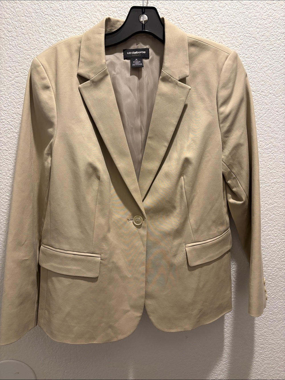 Liz Claiborne Beige Single-Button Tailored Blazer